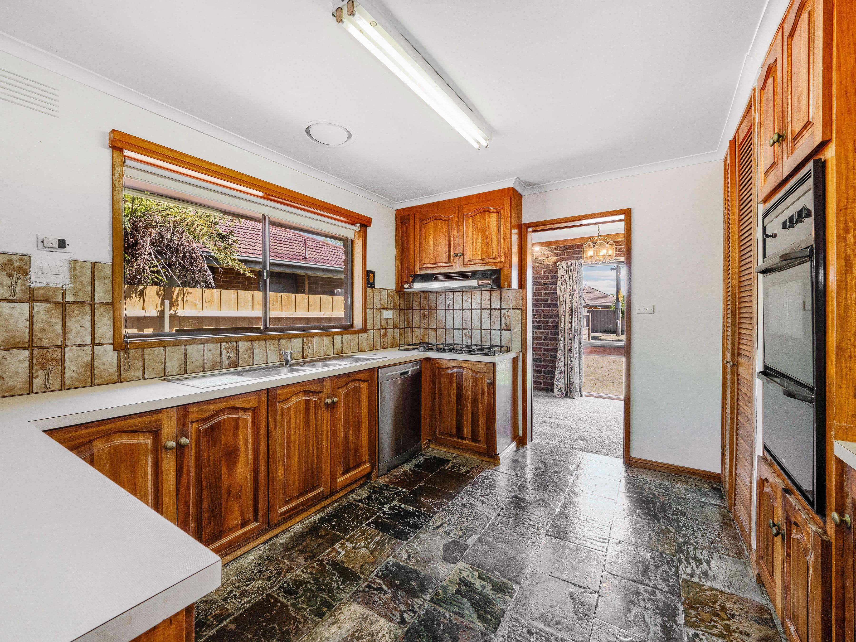 36 Wallace Road, Cranbourne VIC 3977, Cranbourne - Thumbnail 3