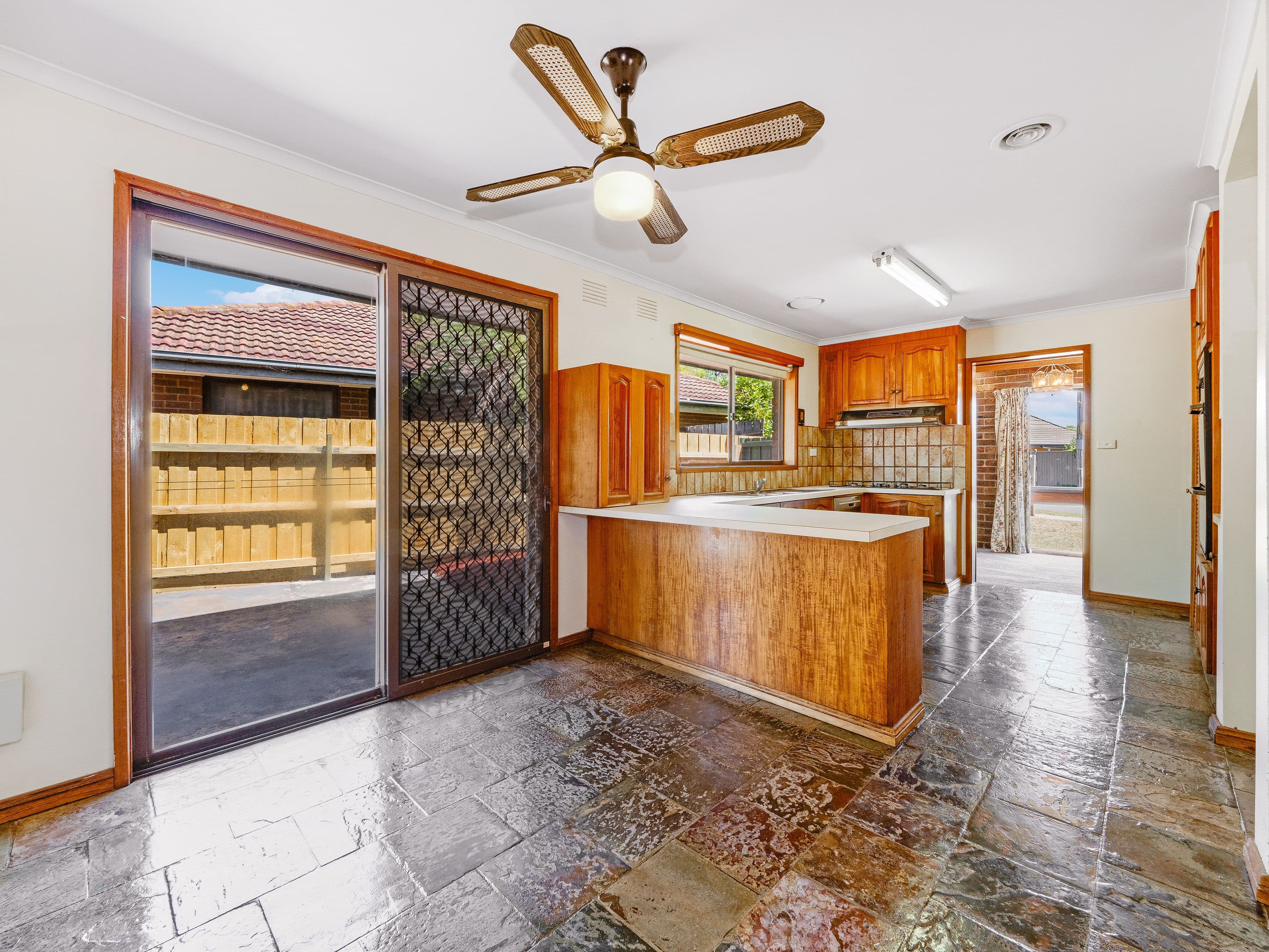 36 Wallace Road, Cranbourne VIC 3977, Cranbourne - Thumbnail 6