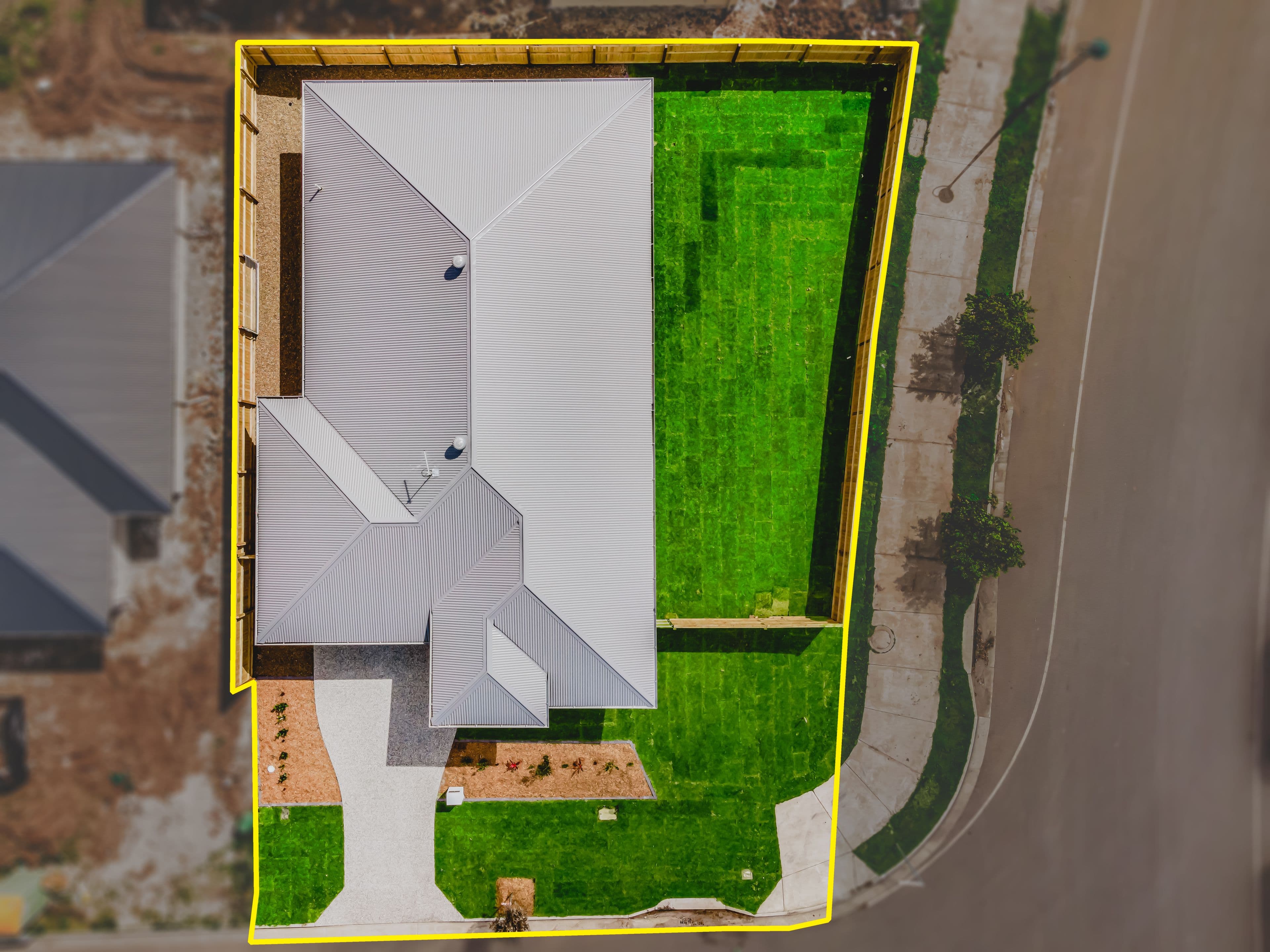 1 Tartan Street, Gleneagle QLD 4285, Gleneagle - Thumbnail 2