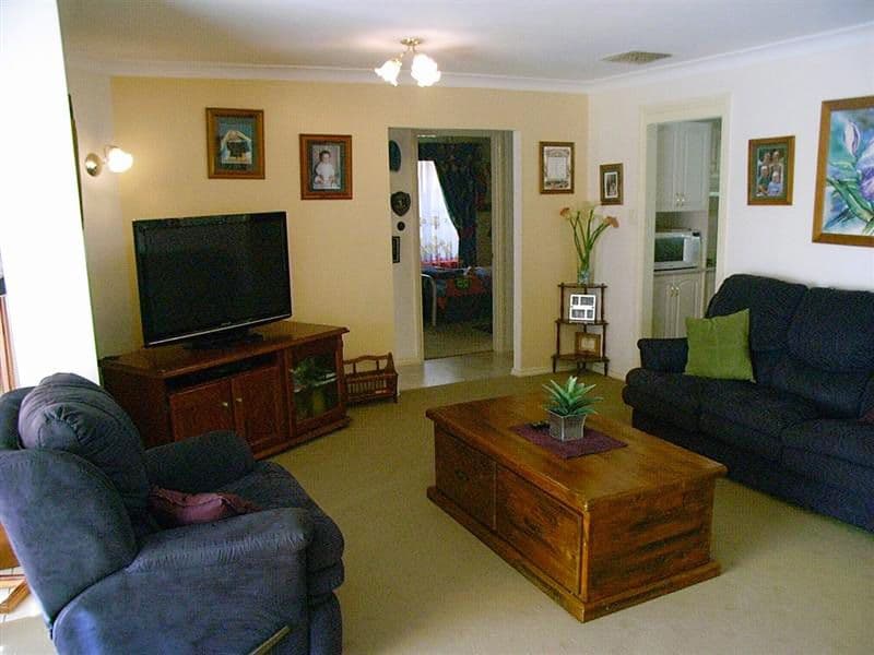 36 Jacqueline Drive, DUBBO NSW 2830, Dubbo - Thumbnail 3