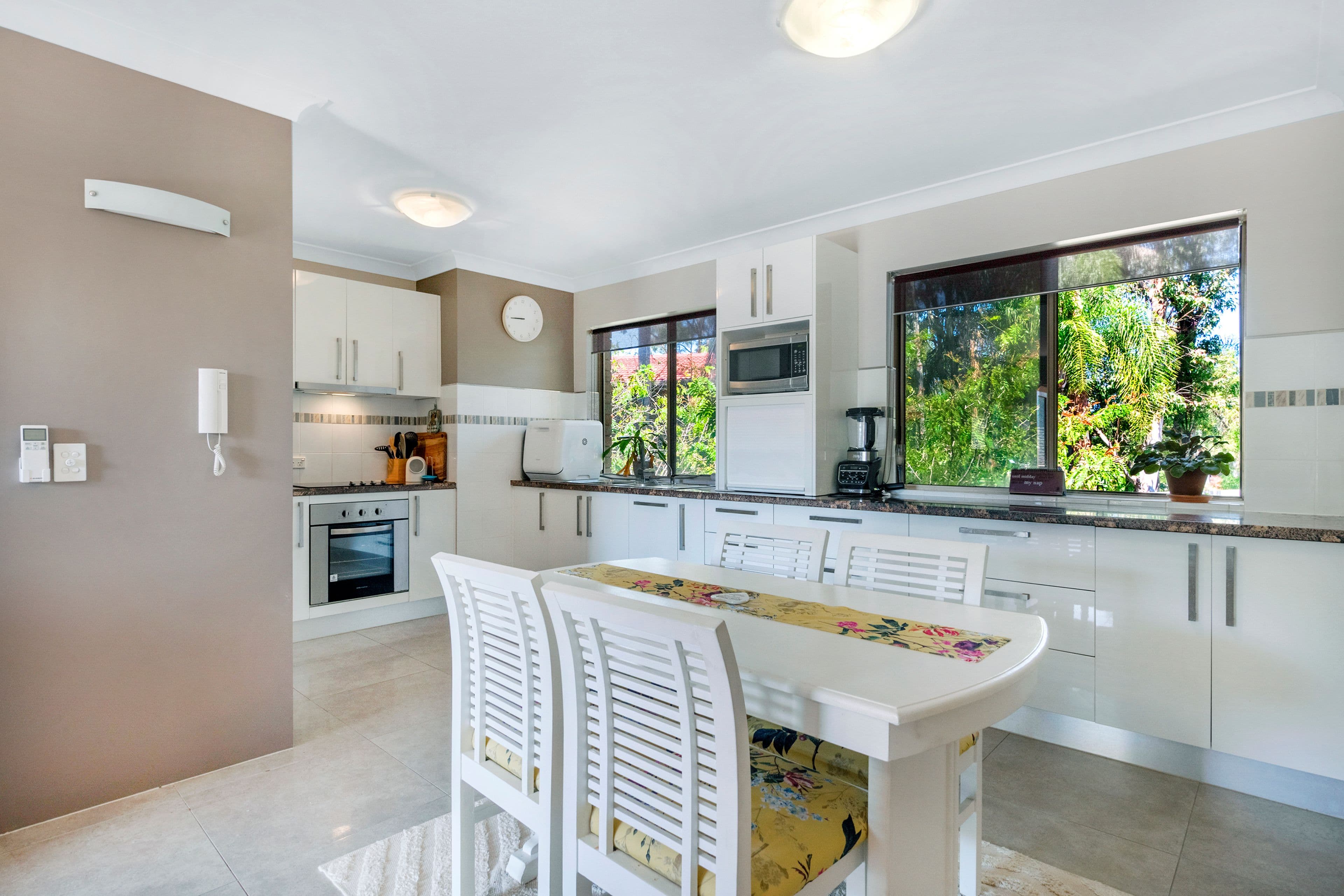21 Alinjarra Drive, Tugun QLD 4224, Tugun - Thumbnail 4