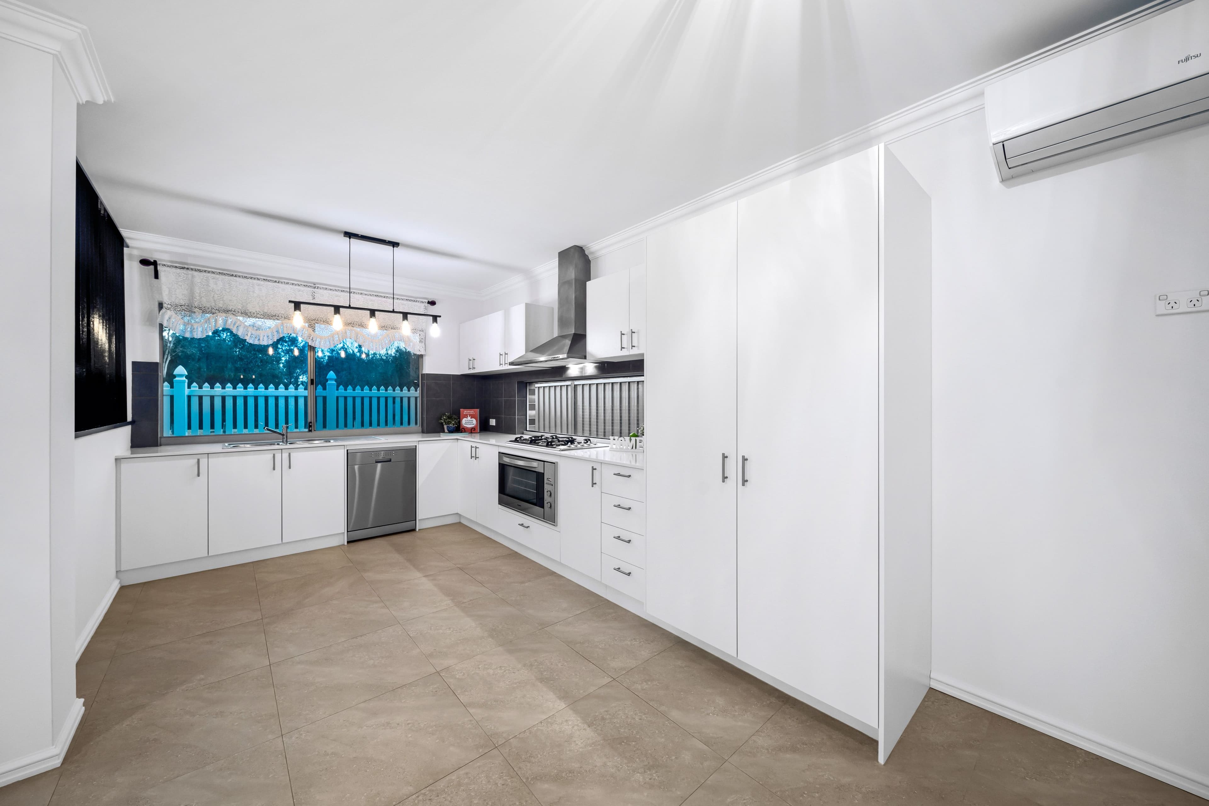 8b Bebington Court, Wilson WA 6107, Wilson - Thumbnail 3