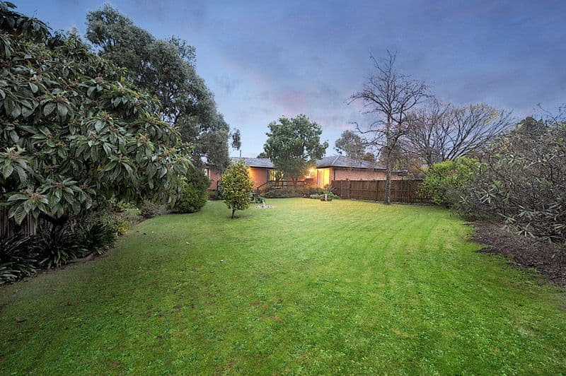 11 Marville Court, BORONIA VIC 3155, Boronia - Thumbnail 2