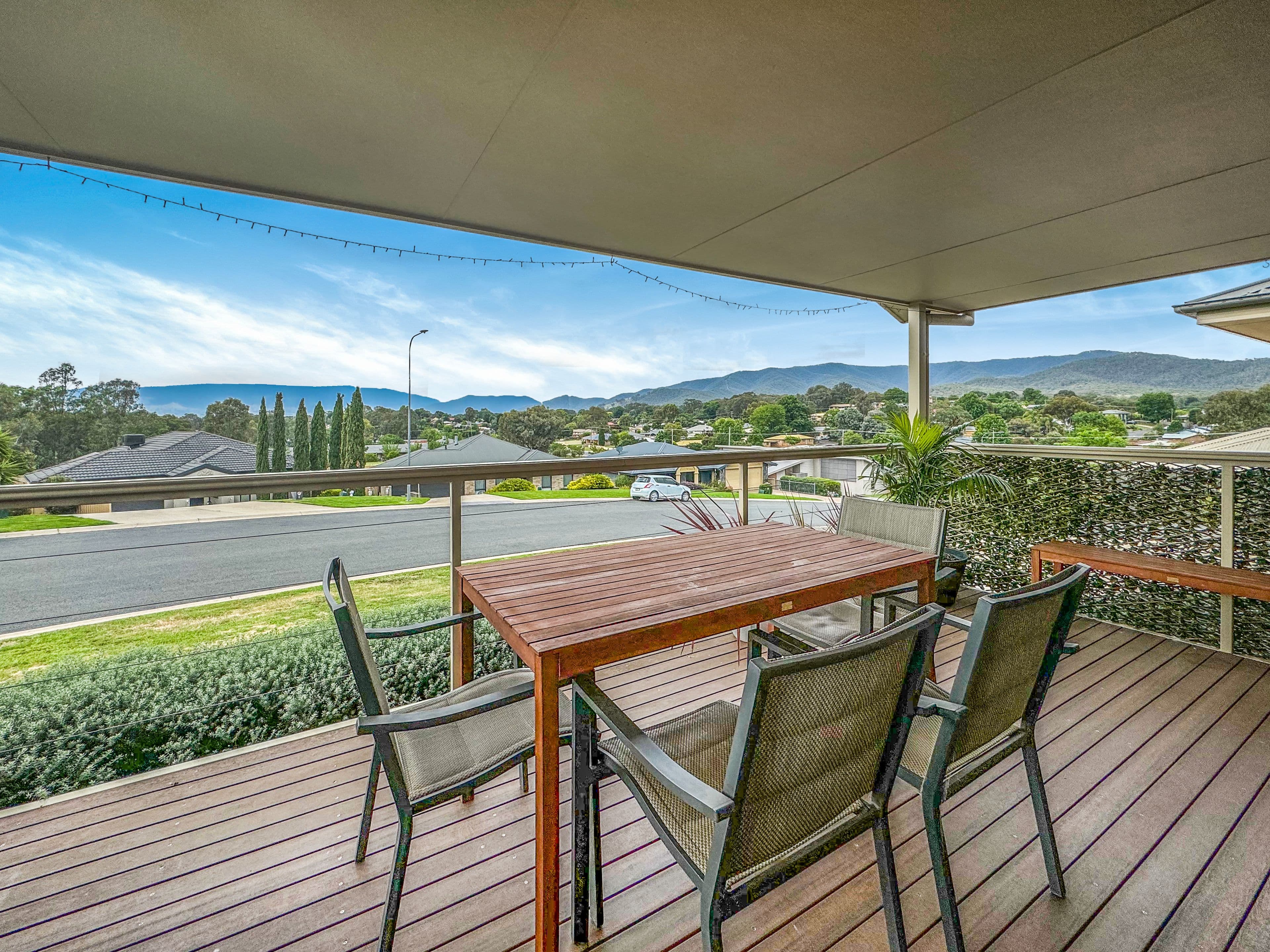 1 Murphy Place, Tumut NSW 2720, Tumut - Thumbnail 2