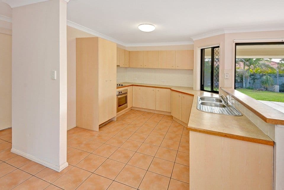 14 Springs Drive, LITTLE MOUNTAIN QLD 4551, Little Mountain - Thumbnail 2