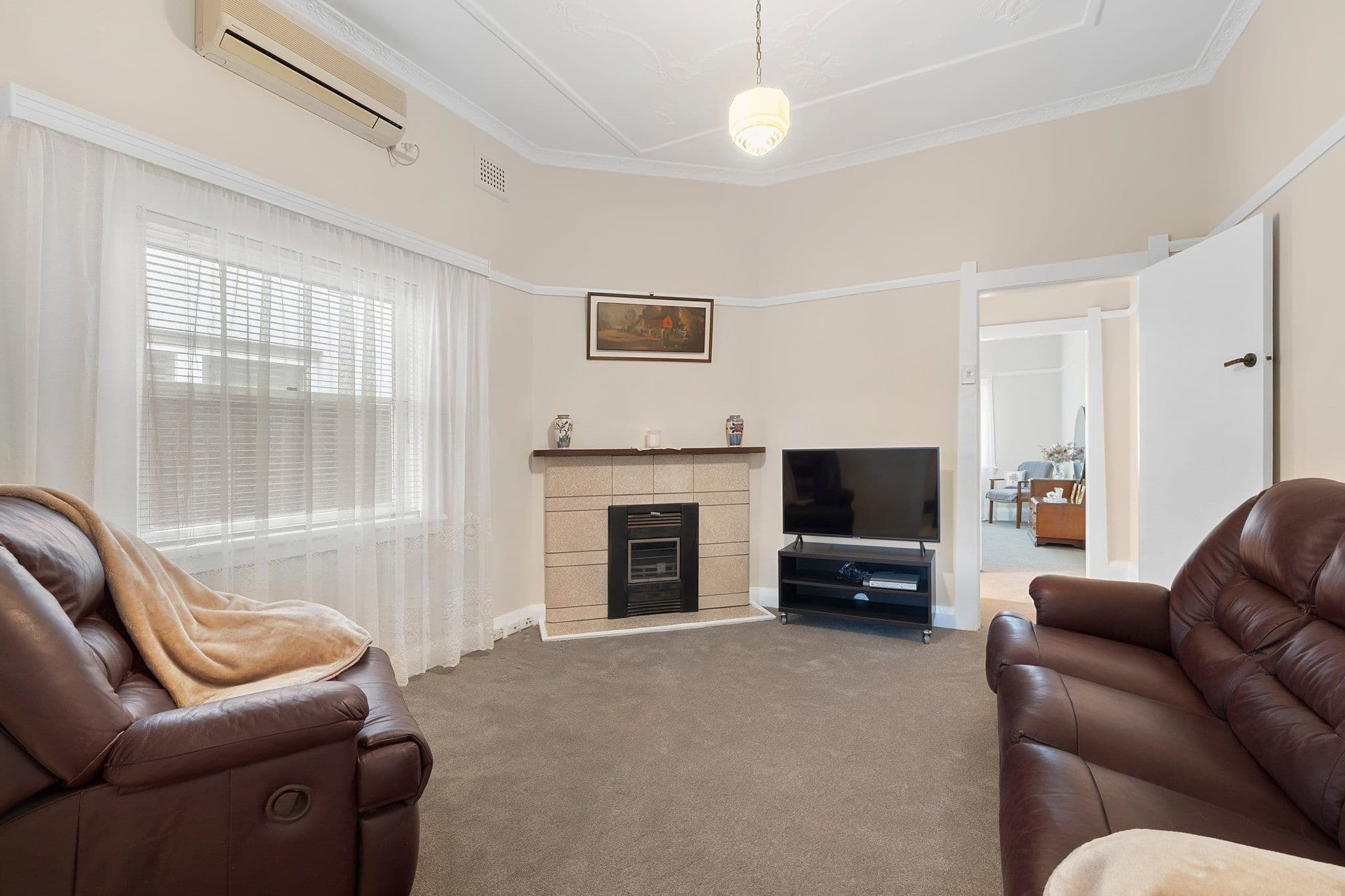 40 Woodlands Road, Ashbury NSW 2193, Ashbury - Thumbnail 2