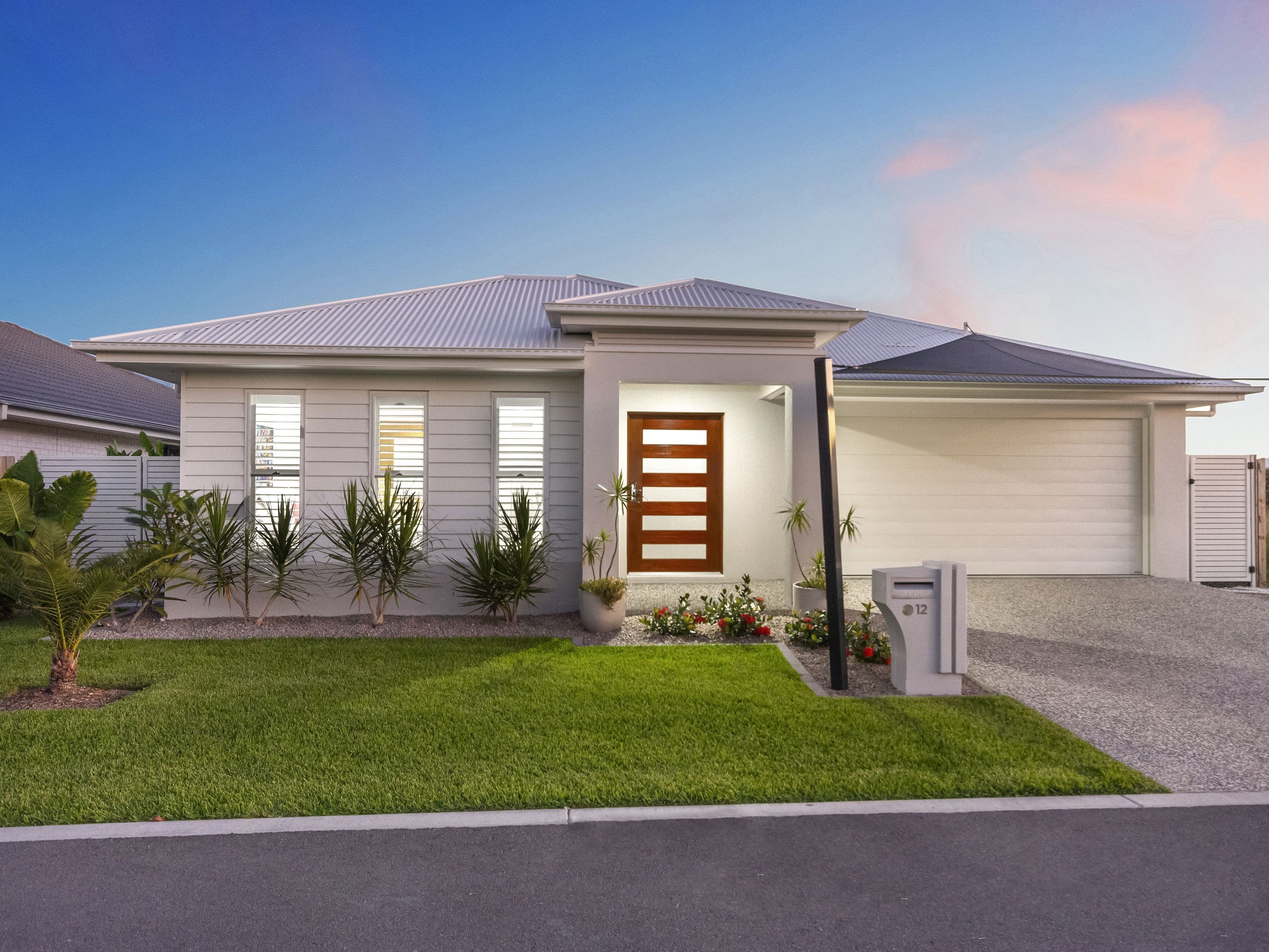 12 Oxenford Place, Oxenford QLD 4210, Oxenford - Thumbnail 2