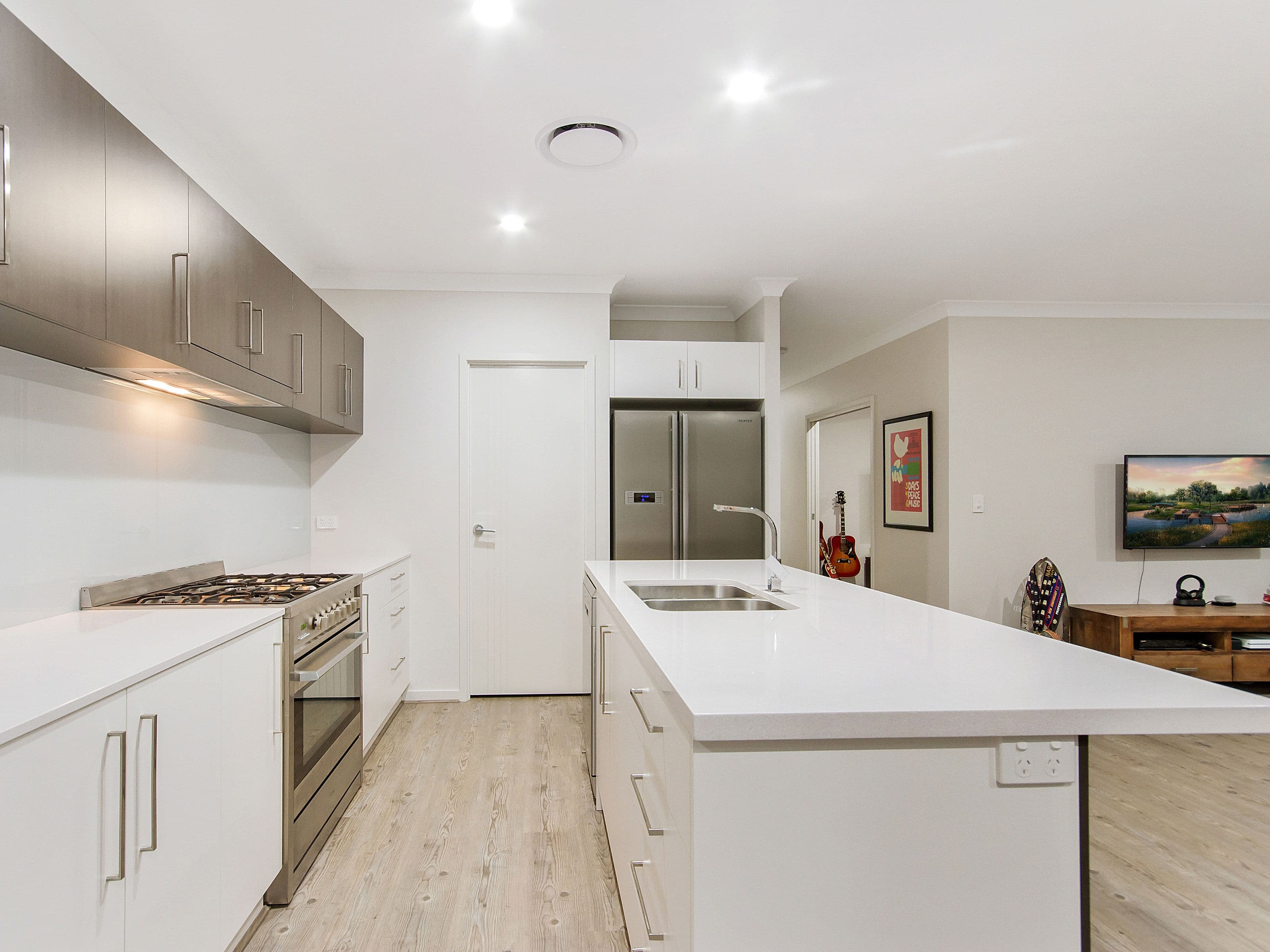 12 Oxenford Place, Oxenford QLD 4210, Oxenford - Thumbnail 8