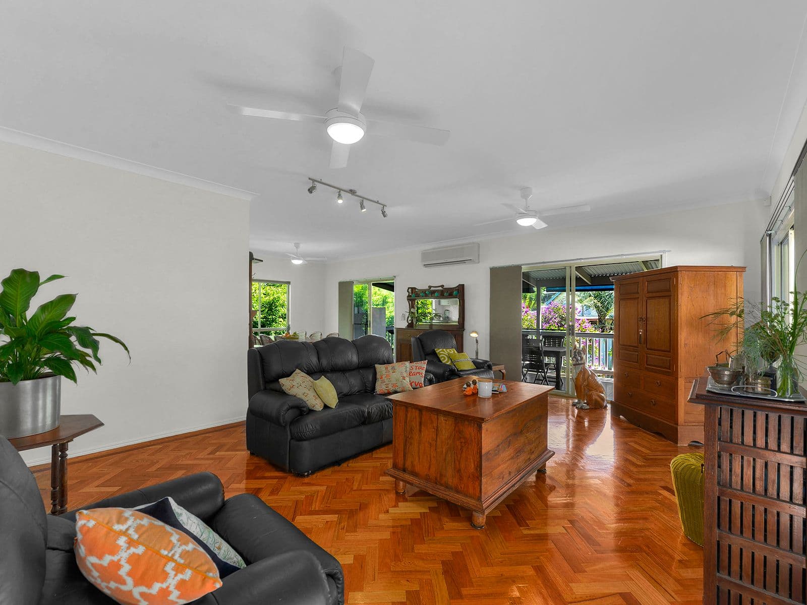 42 Florida Street, Morningside QLD 4170, Morningside - Thumbnail 2
