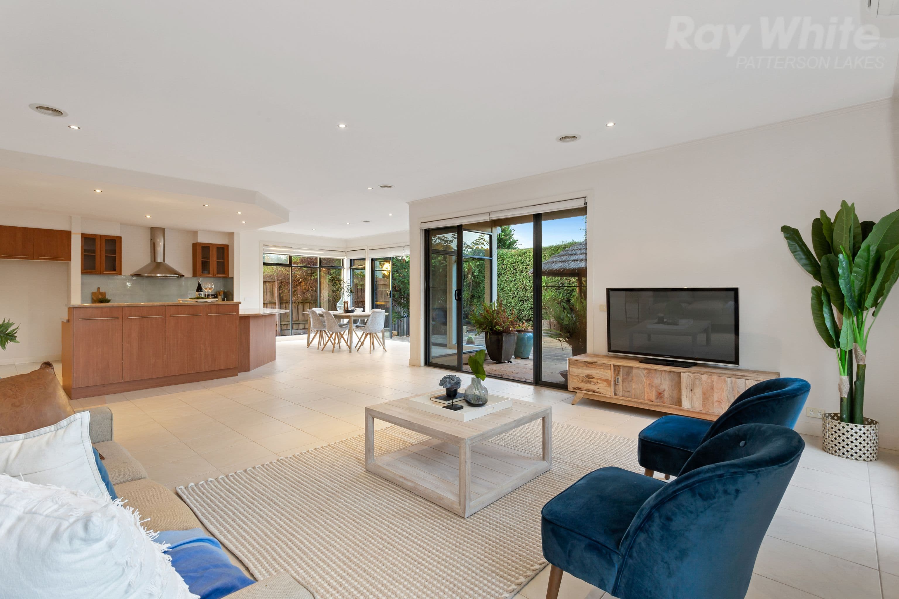 6 Macquarie Circle, Waterways VIC 3195, Waterways - Thumbnail 6