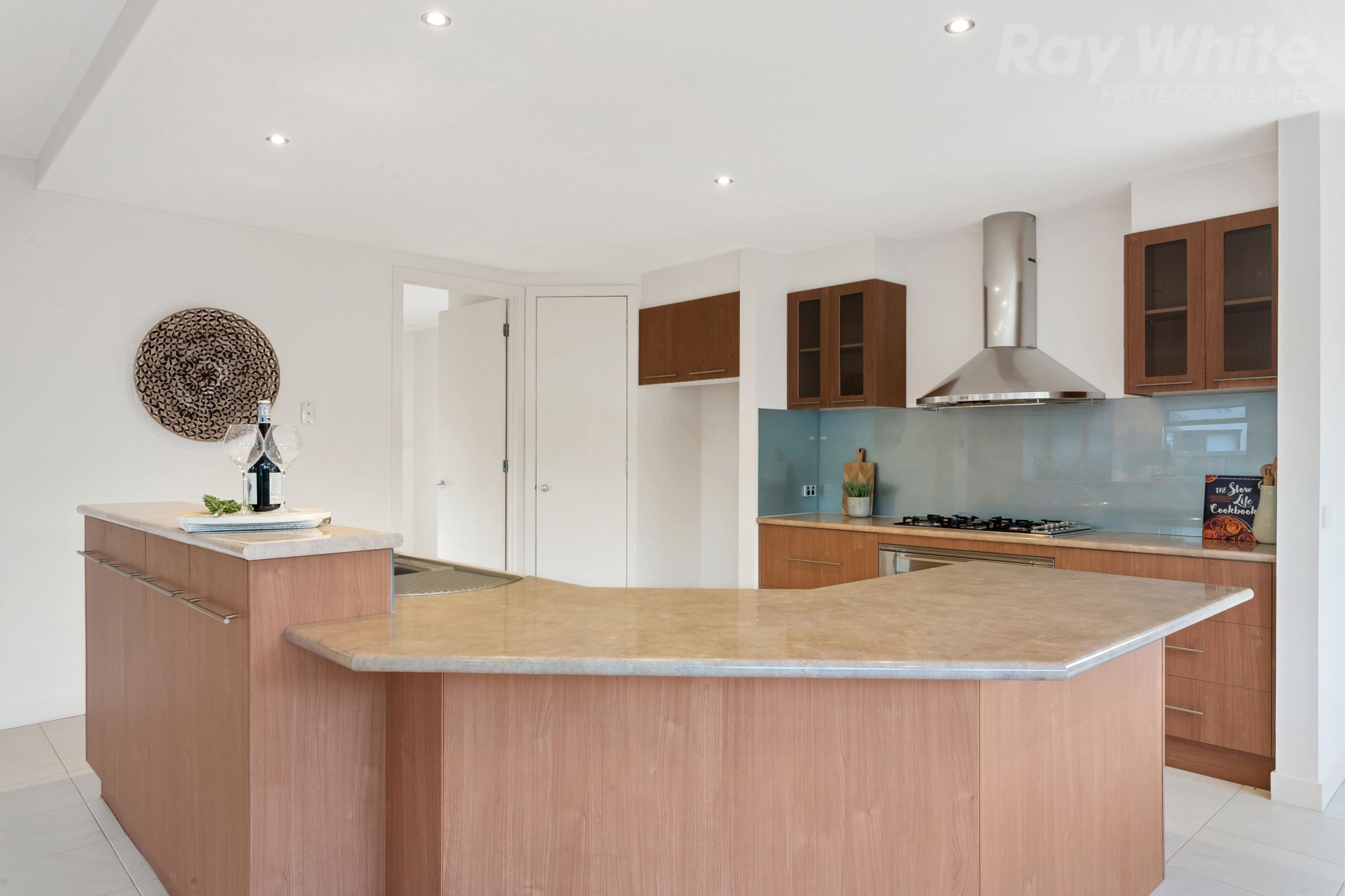 6 Macquarie Circle, Waterways VIC 3195, Waterways - Thumbnail 7
