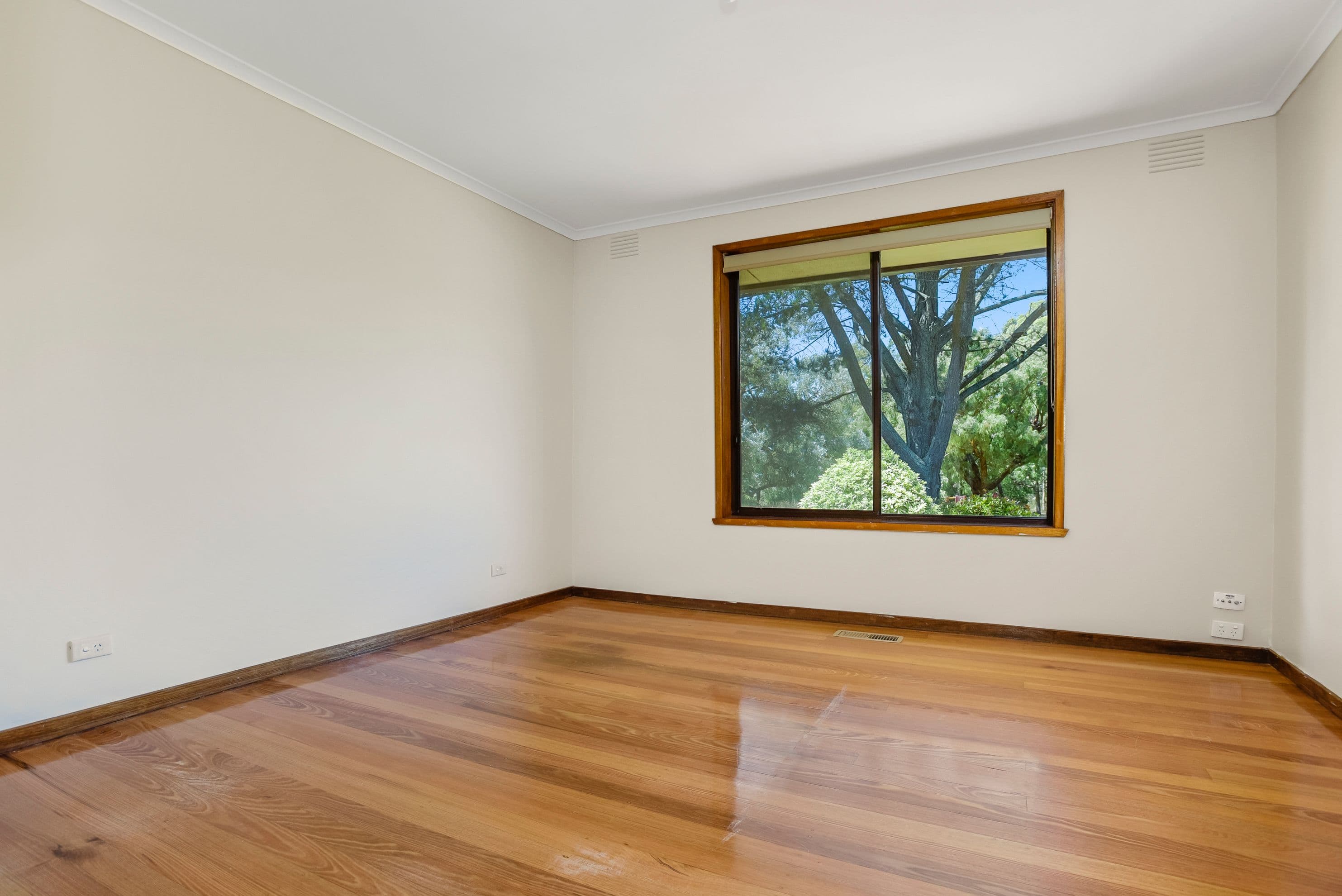 26 Tennyson Street, Woodend VIC 3442, Woodend - Thumbnail 6