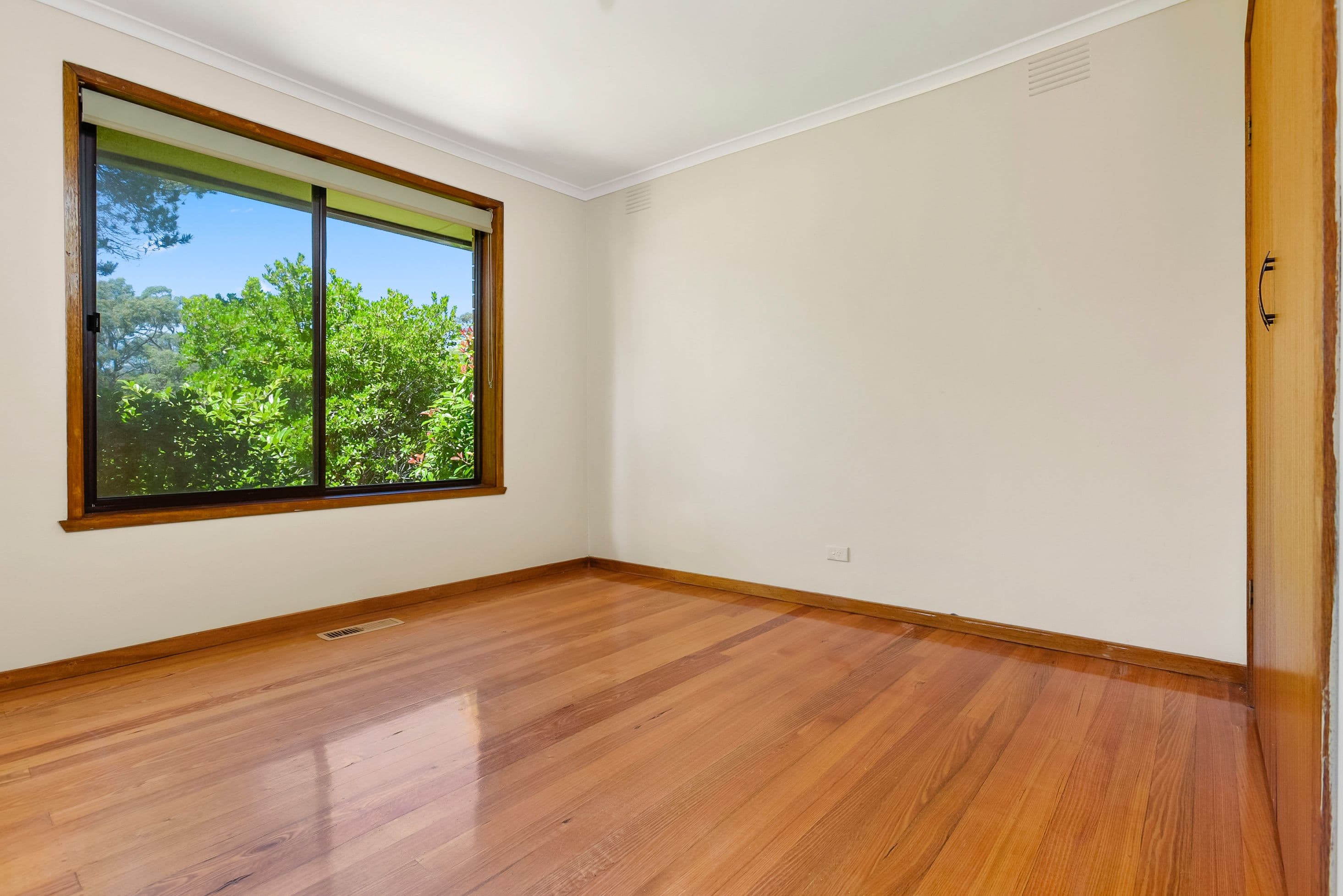 26 Tennyson Street, Woodend VIC 3442, Woodend - Thumbnail 8