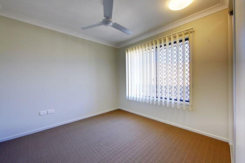 12 Franklin Drive, MOUNT LOUISA QLD 4814, Mount Louisa - Thumbnail 7