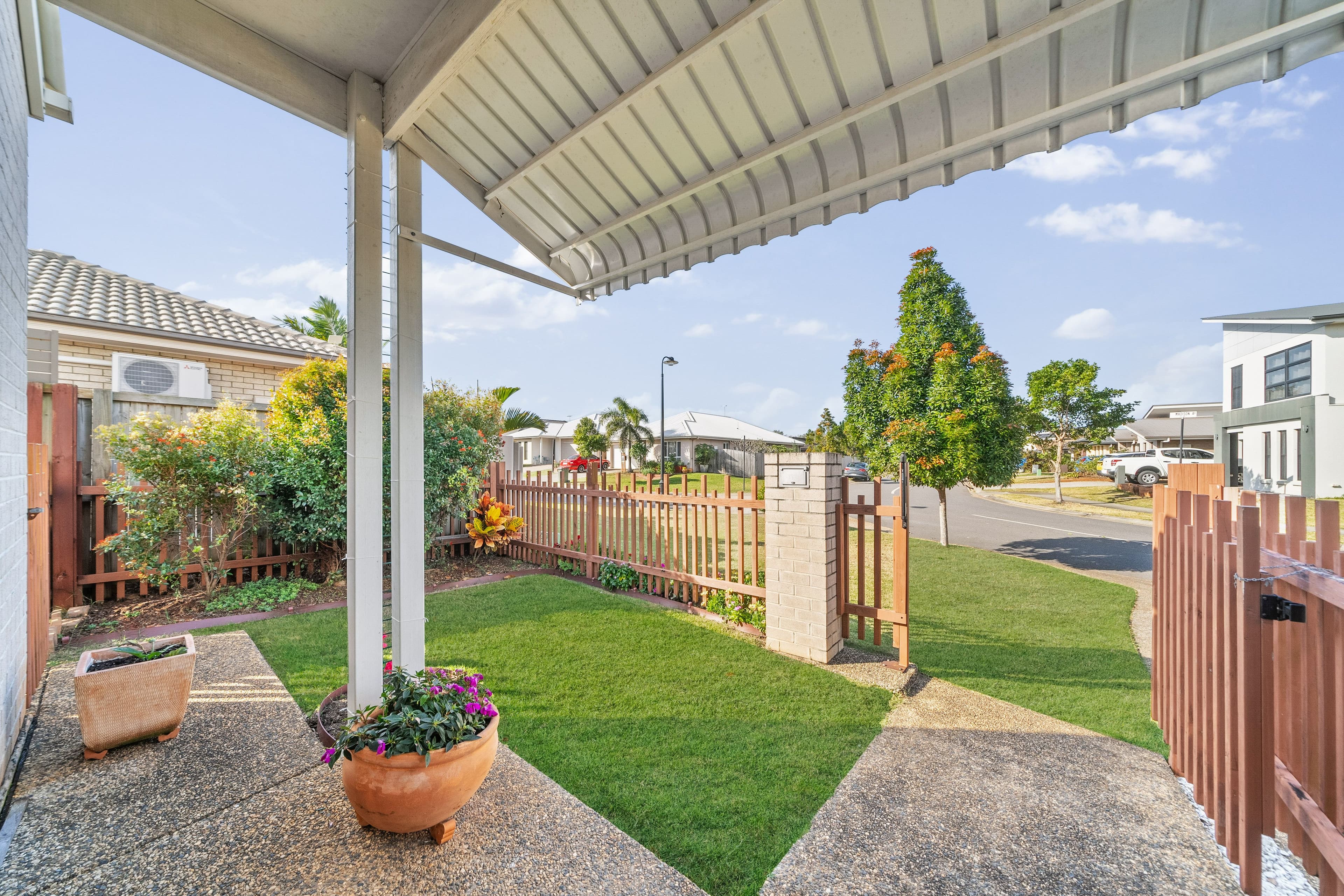 28 Madison Avenue, North Lakes QLD 4509, North Lakes - Thumbnail 2