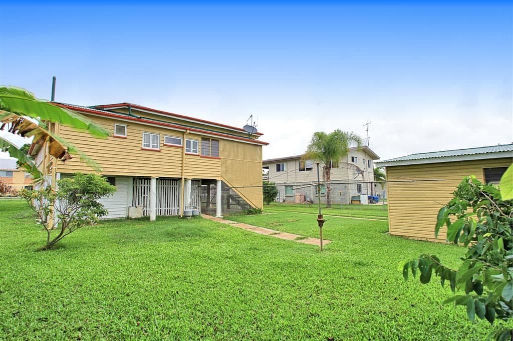 35 Steuart Street, BUNDABERG NORTH QLD 4670, Bundaberg North - Thumbnail 3