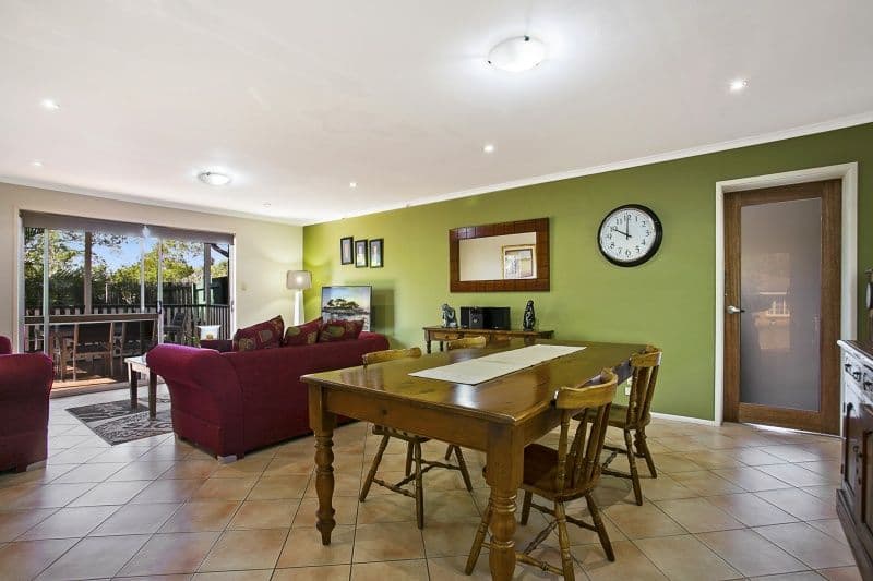1 Bart Place, CHAPEL HILL QLD 4069, Chapel Hill - Thumbnail 6