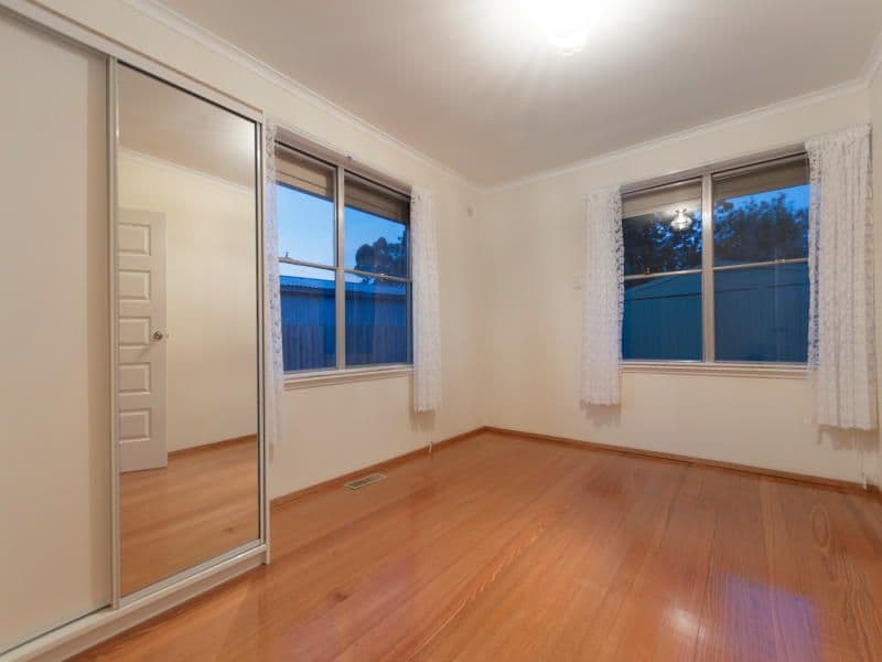 20 Laurina Crescent, Frankston North VIC 3200, Frankston North - Thumbnail 5