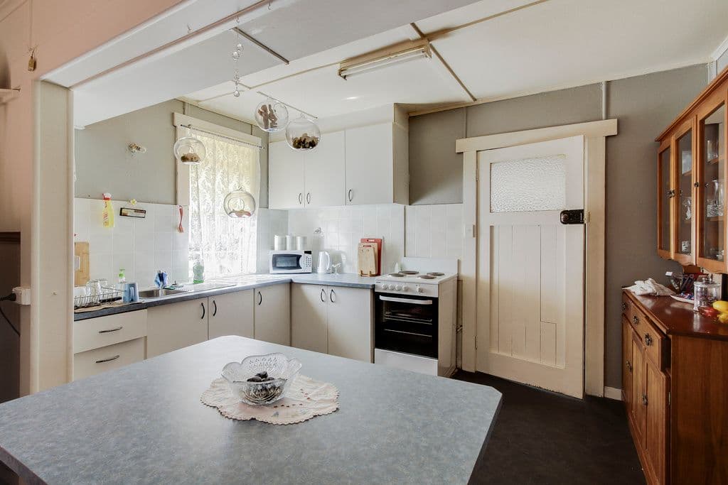 6 Walkers Avenue, NEWNHAM TAS 7248, Newnham - Thumbnail 3
