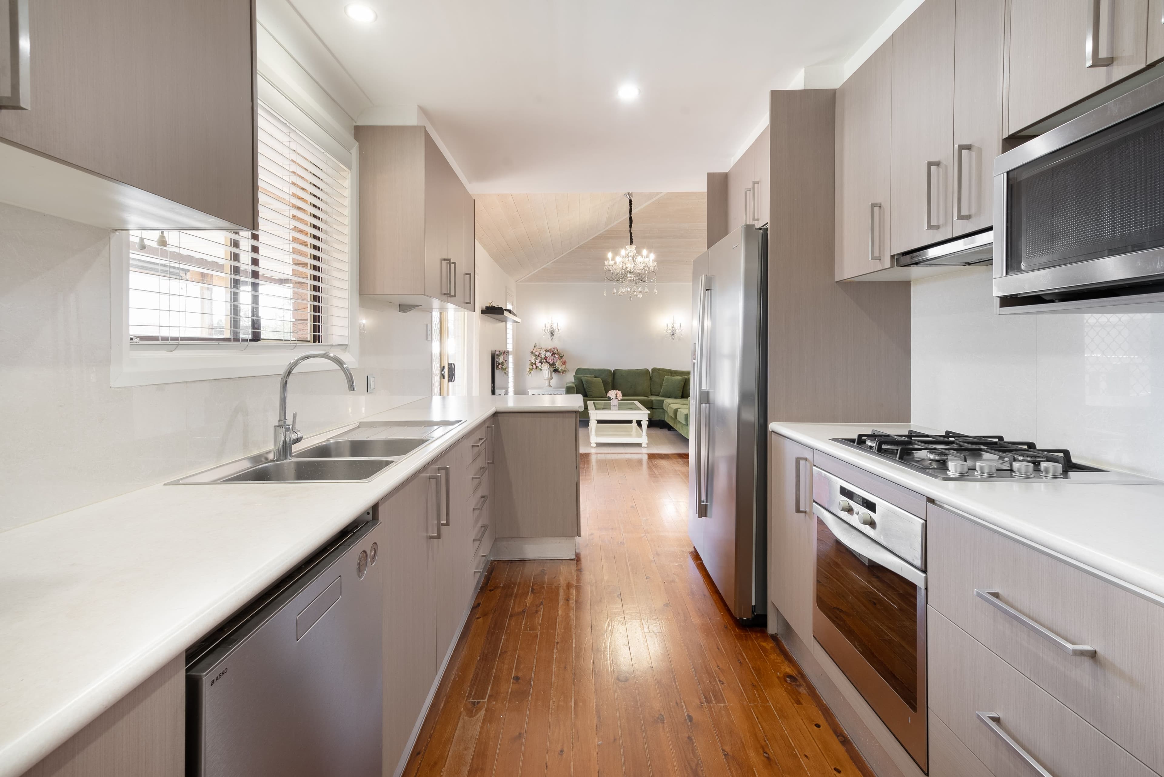 37 Long Reef Crescent, Woodbine NSW 2560, Woodbine - Thumbnail 3