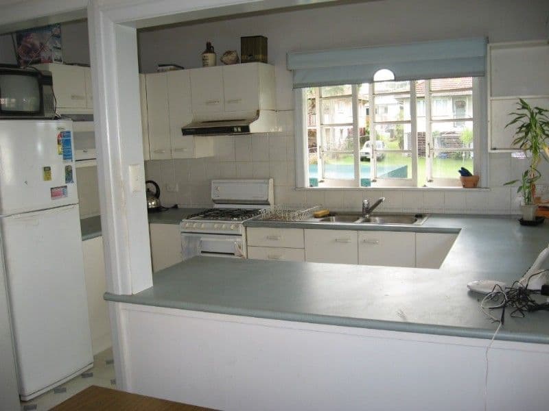 64 Tenth Avenue, KEDRON QLD 4031, Kedron - Thumbnail 2
