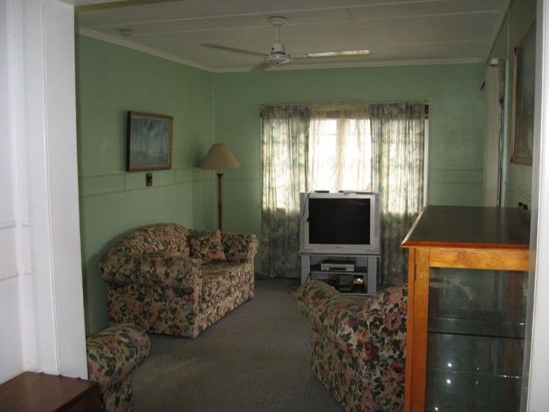 64 Tenth Avenue, KEDRON QLD 4031, Kedron - Thumbnail 6