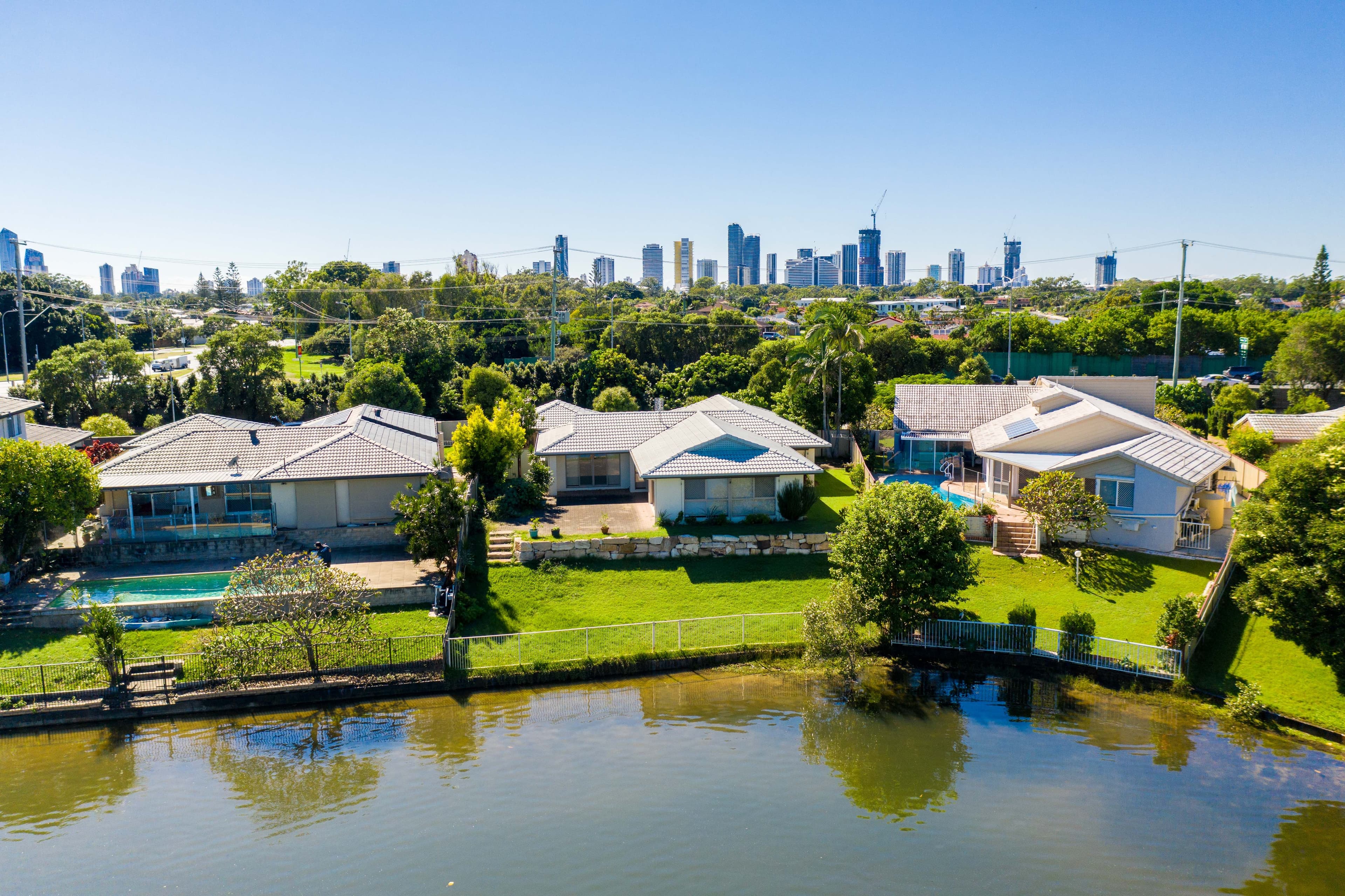 9 Tannah Court, Broadbeach Waters QLD 4218, Broadbeach Waters - Thumbnail 2