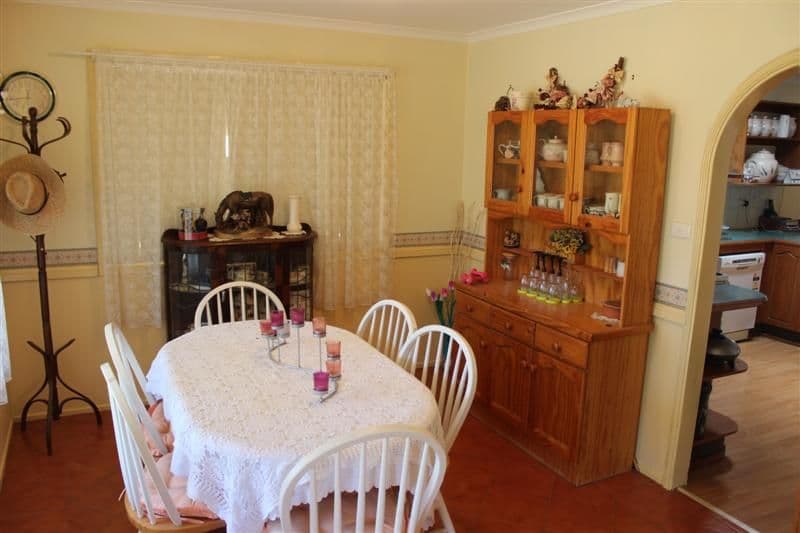 18 Davidson Drive, DUBBO NSW 2830, Dubbo - Thumbnail 6