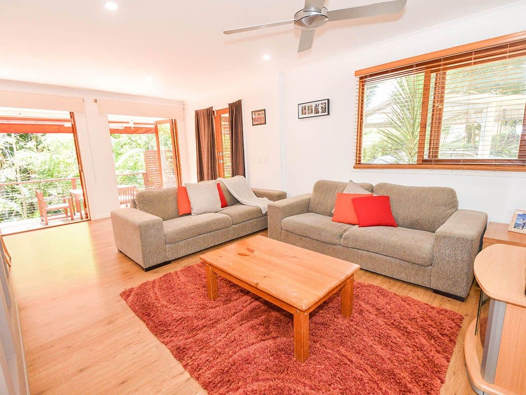 201 Panorama Drive, Rosemount QLD 4560, Rosemount - Thumbnail 2
