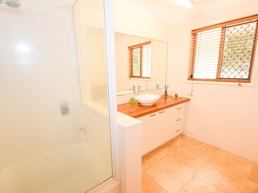 201 Panorama Drive, Rosemount QLD 4560, Rosemount - Thumbnail 6