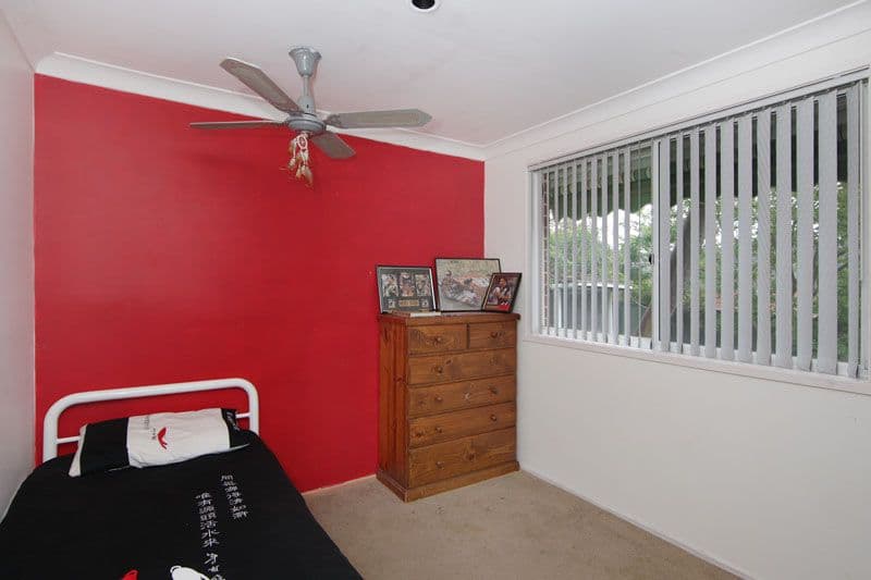 205 Cresthaven Avenue, BATEAU BAY NSW 2261, Bateau Bay - Thumbnail 7