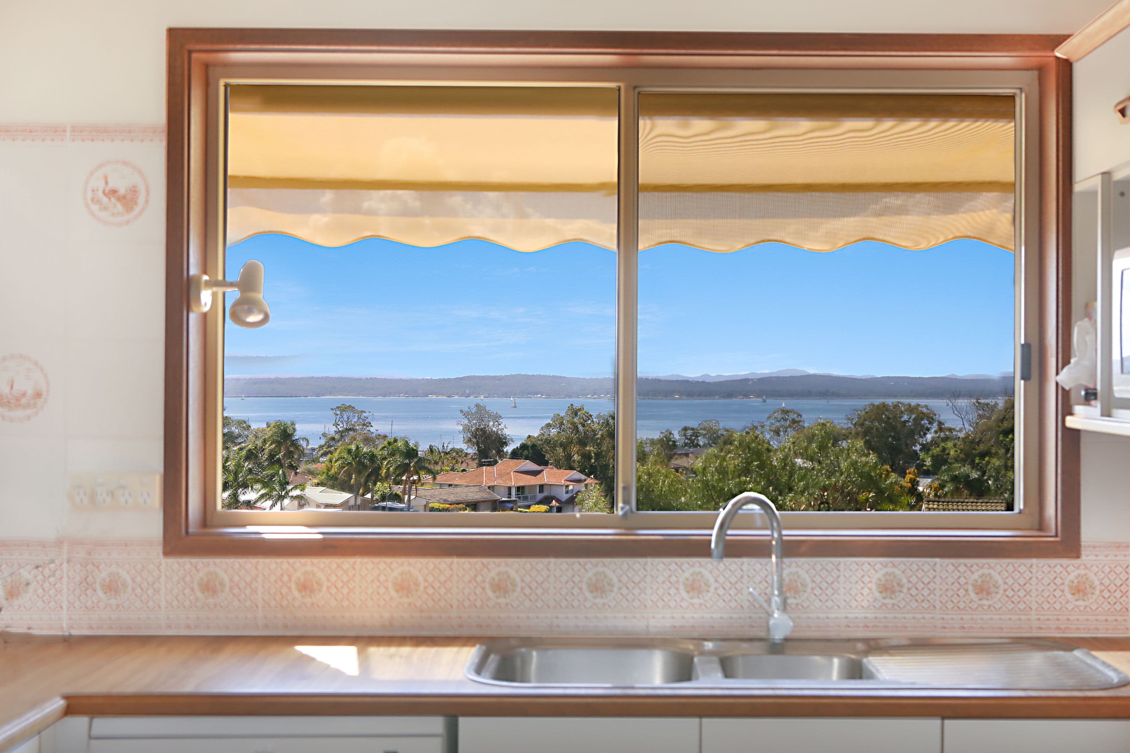 48 The Peninsula, Corlette - Thumbnail 6