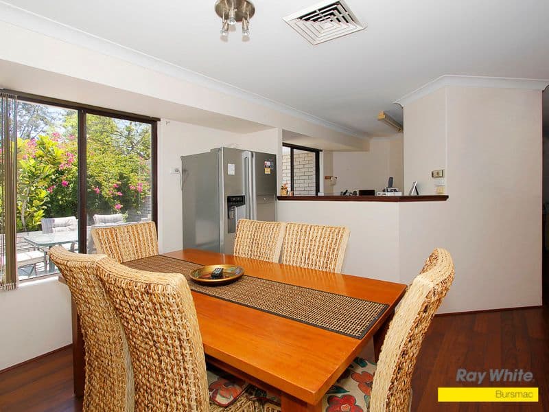 35 Redgum Drive, BALLAJURA WA 6066, Ballajura - Thumbnail 4