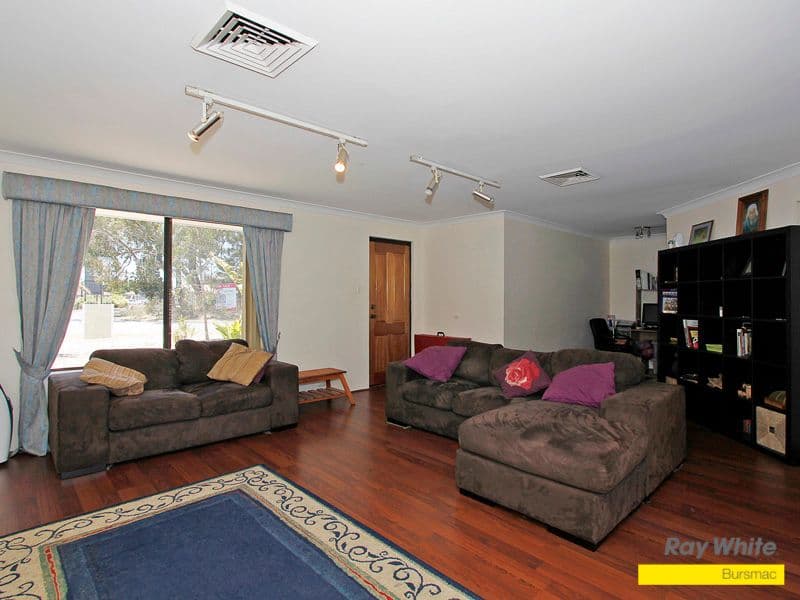 35 Redgum Drive, BALLAJURA WA 6066, Ballajura - Thumbnail 5