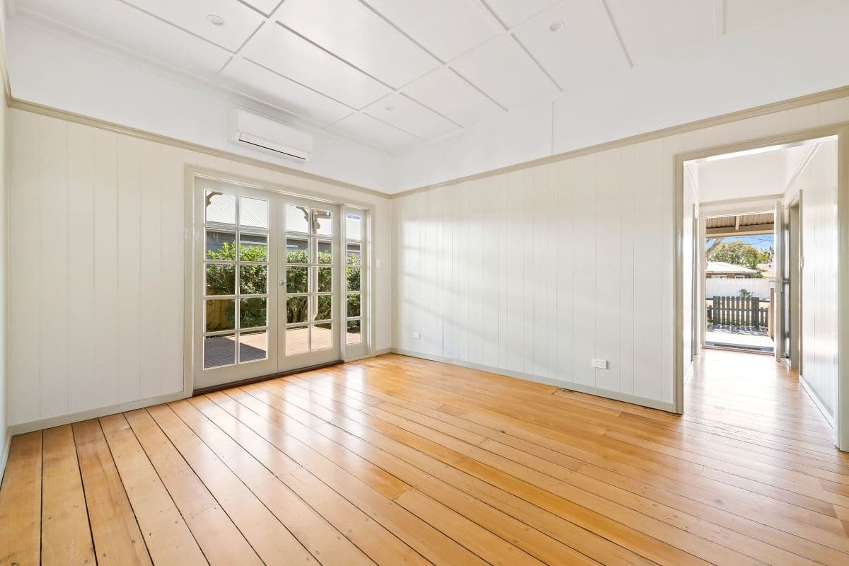 42 Wallace Street, Newtown QLD 4350, Newtown - Thumbnail 4