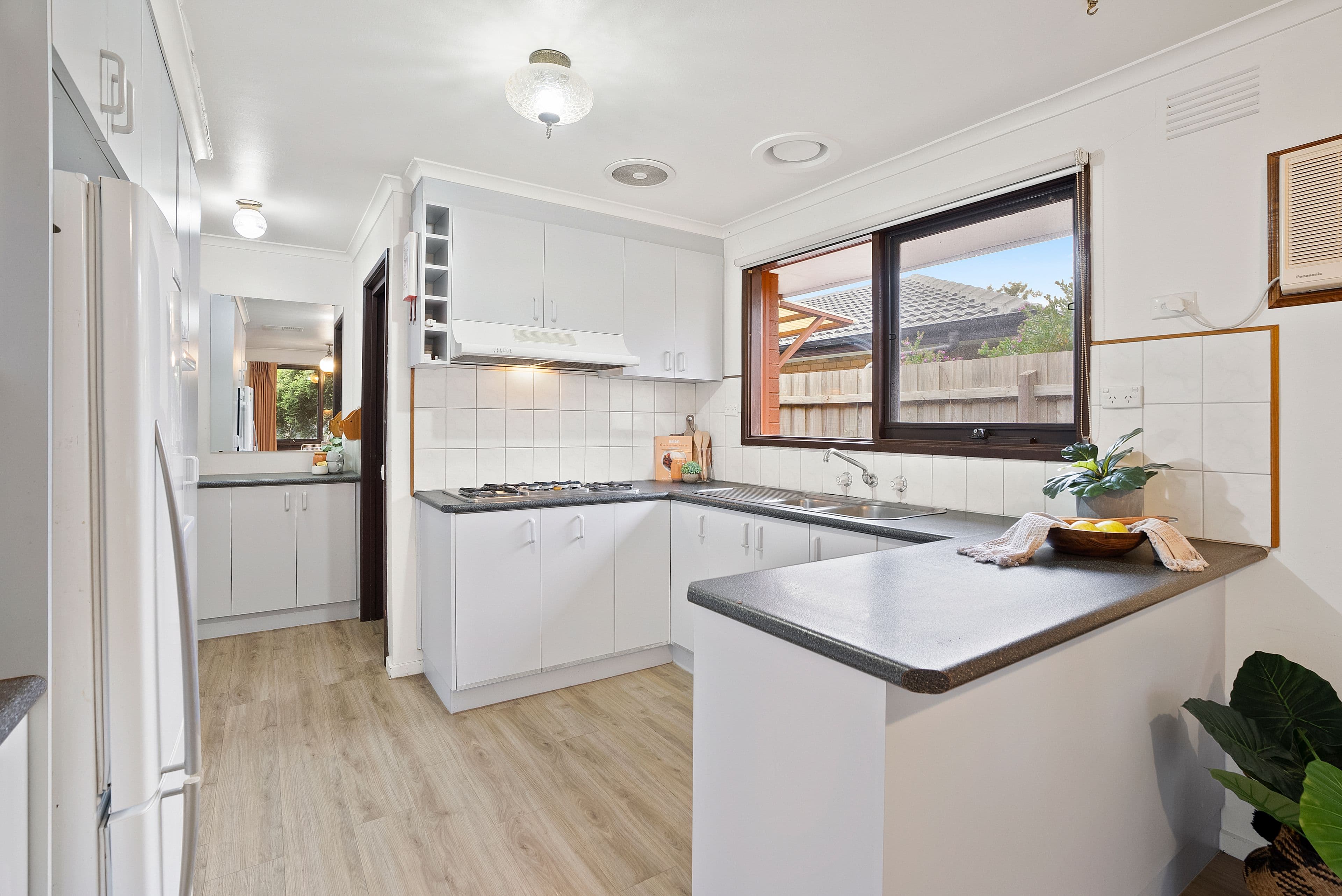 5 Bexsarm Crescent, Rowville VIC 3178, Rowville - Thumbnail 5