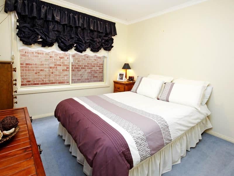 50 Meadenhall Drive, ST ALBANS PARK VIC 3219, St Albans Park - Thumbnail 6