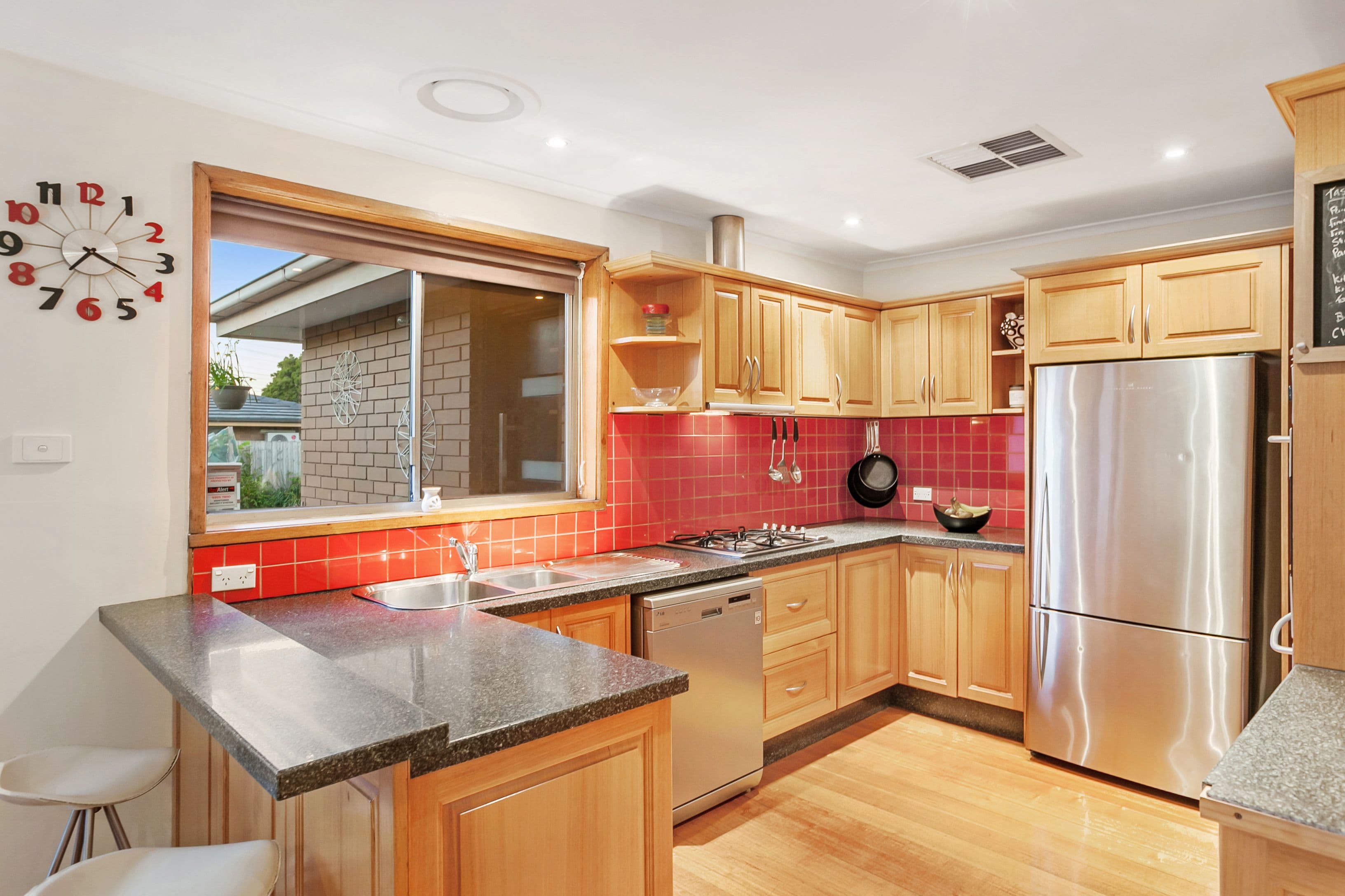 60 Anstey Avenue, Reservoir VIC 3073, Reservoir - Thumbnail 7