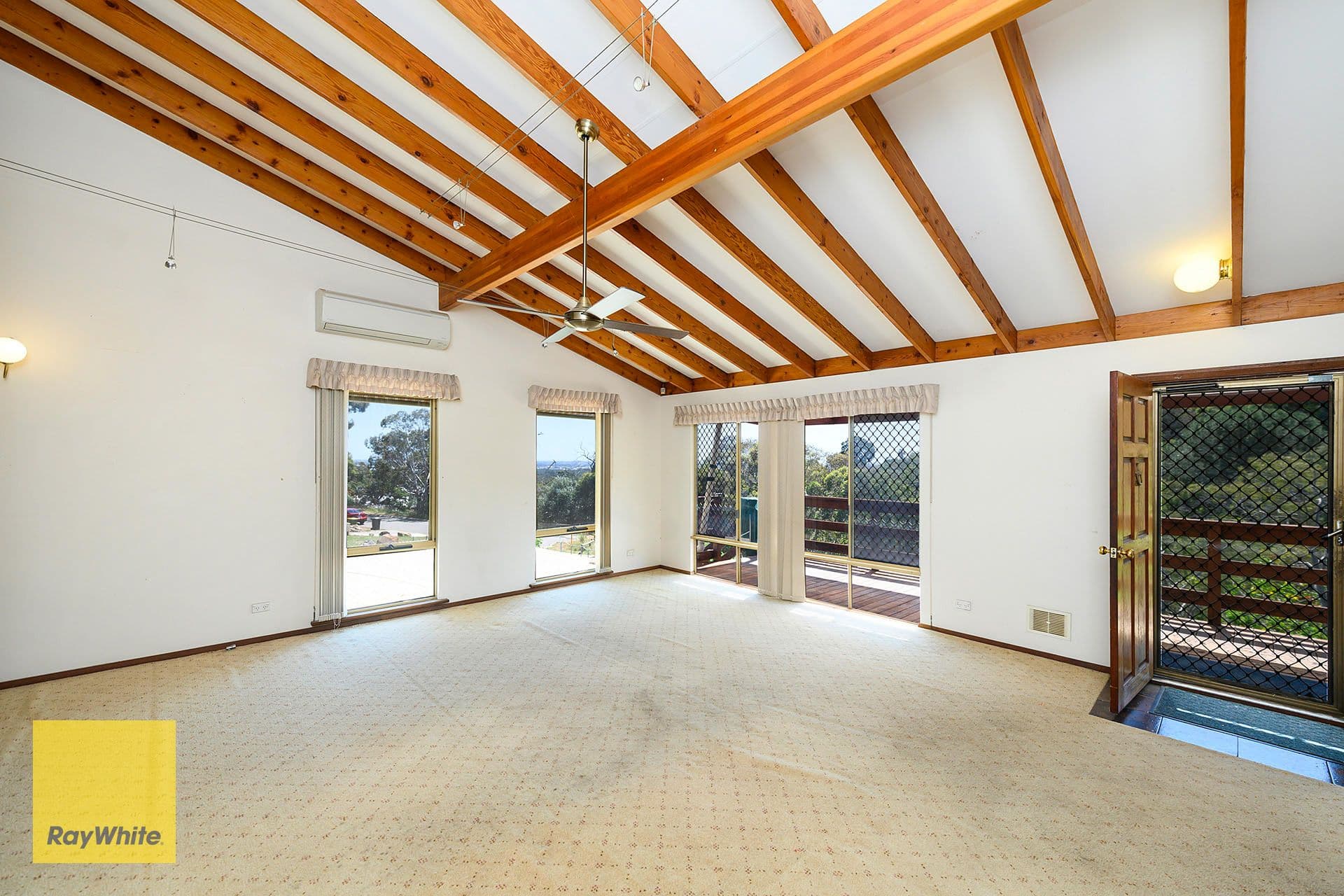 38 Nangana Way, Kalamunda WA 6076, Kalamunda - Thumbnail 6