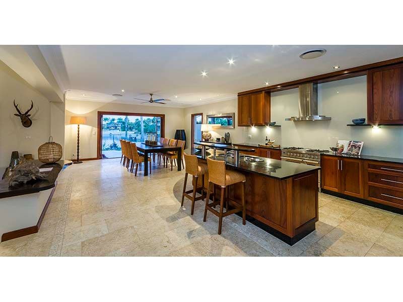 25 Campbell Street, SORRENTO QLD 4217, Sorrento - Thumbnail 6
