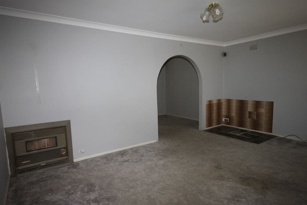 10 Larool Street, TAMWORTH NSW 2340, South Tamworth - Thumbnail 3
