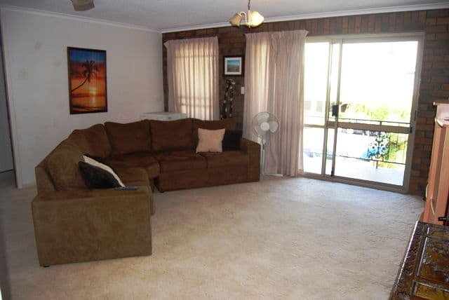19 Muraban Street, MOOLOOLABA QLD 4557, Mooloolaba - Thumbnail 2