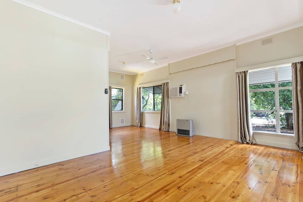 30 Leron Avenue, Enfield SA 5085, Enfield - Thumbnail 2