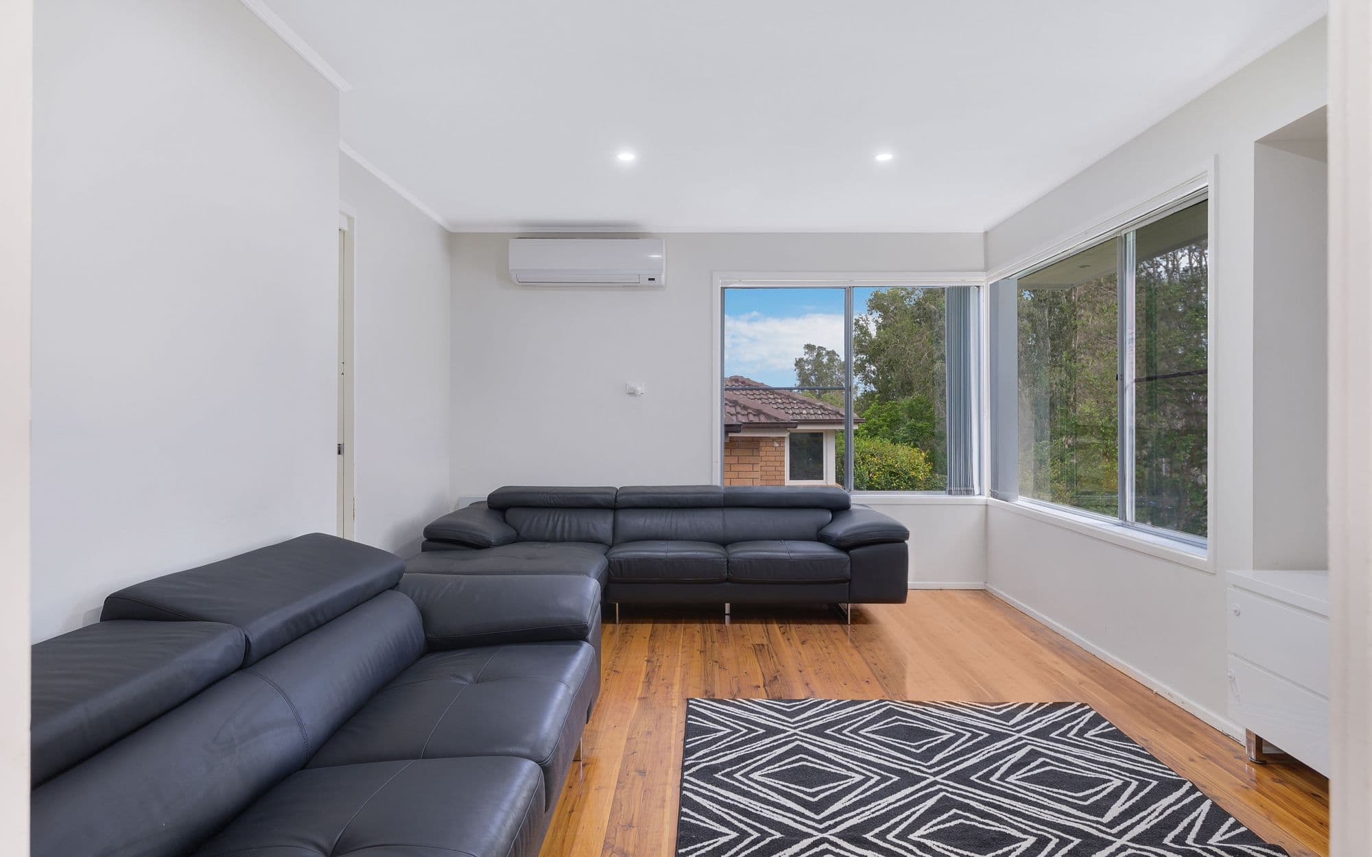 23 Bottlebrush Avenue, Bradbury NSW 2560, Bradbury - Thumbnail 2