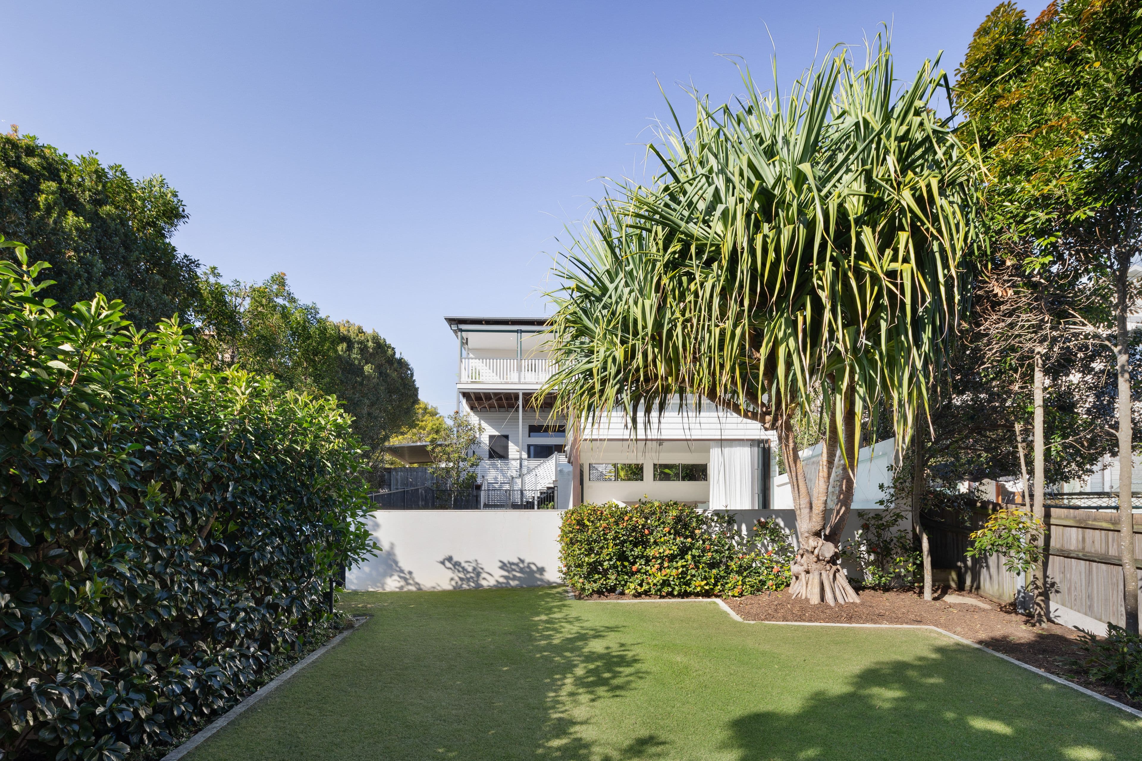 15 Combles Road, Camp Hill QLD 4152, Camp Hill - Thumbnail 4