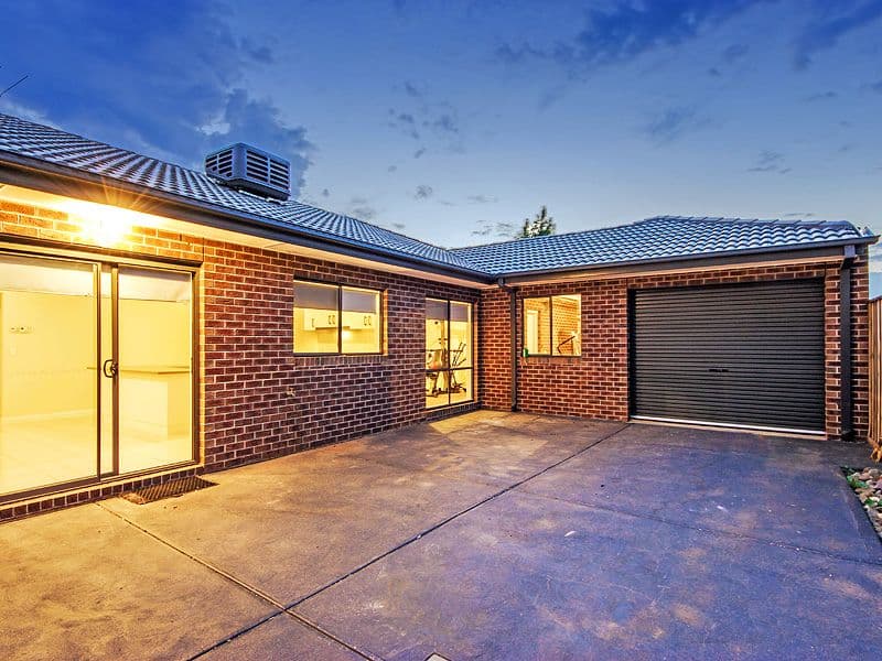 15 Chlorinda Road, TARNEIT VIC 3029, Tarneit - Thumbnail 4