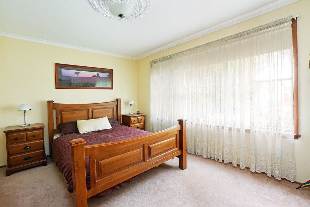 8 Buffalo Avenue, Corio VIC 3214, Corio - Thumbnail 4