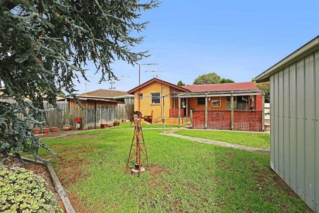 8 Buffalo Avenue, Corio VIC 3214, Corio - Thumbnail 6
