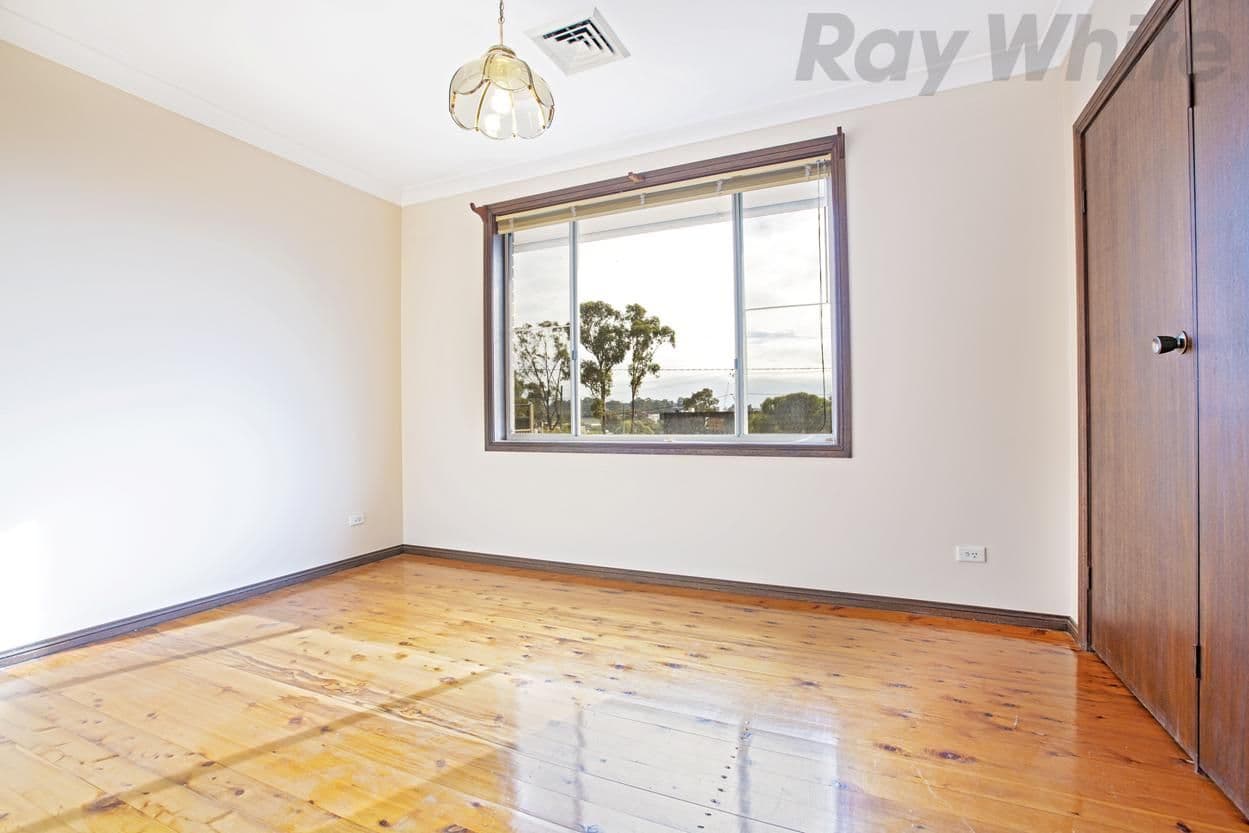 57 Castlereagh Street, Bossley Park - Thumbnail 8