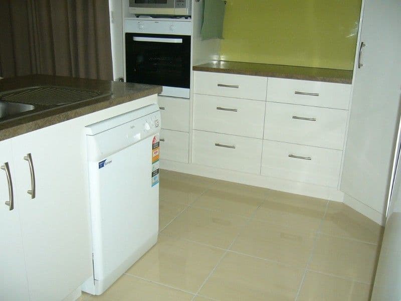39 Tamarind Avenue, NORMAN GARDENS QLD 4701, Norman Gardens - Thumbnail 5